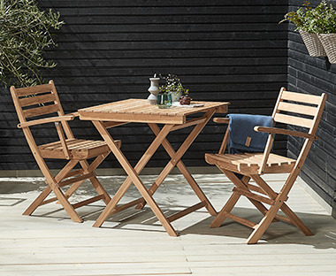 Set di tavolo e sedie combinate in legno massiccio