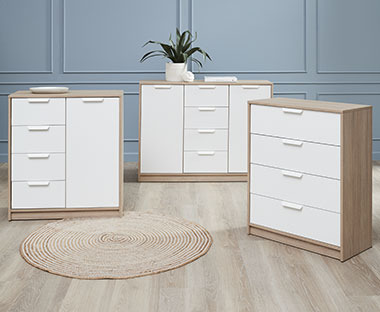 Tre cassettiere in bianco/legno in stile semplice 