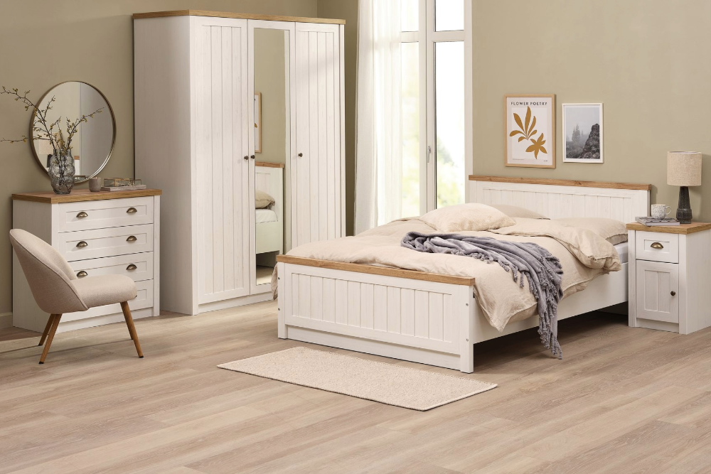 20-50% sur de nombreux meubles de chambre à coucher