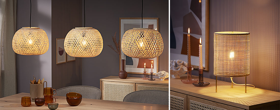 Tre lampade a sospensione di bamboo e una lampada da tavolo di rattan