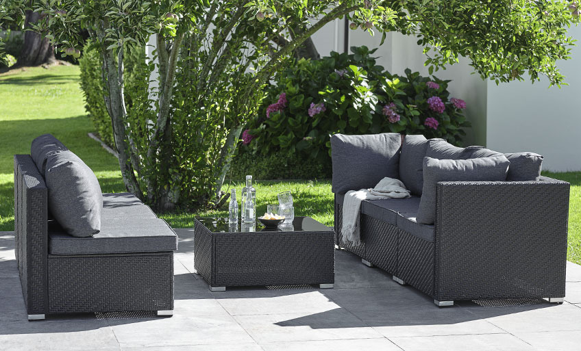 Modulares Ecksofa und Loungetisch