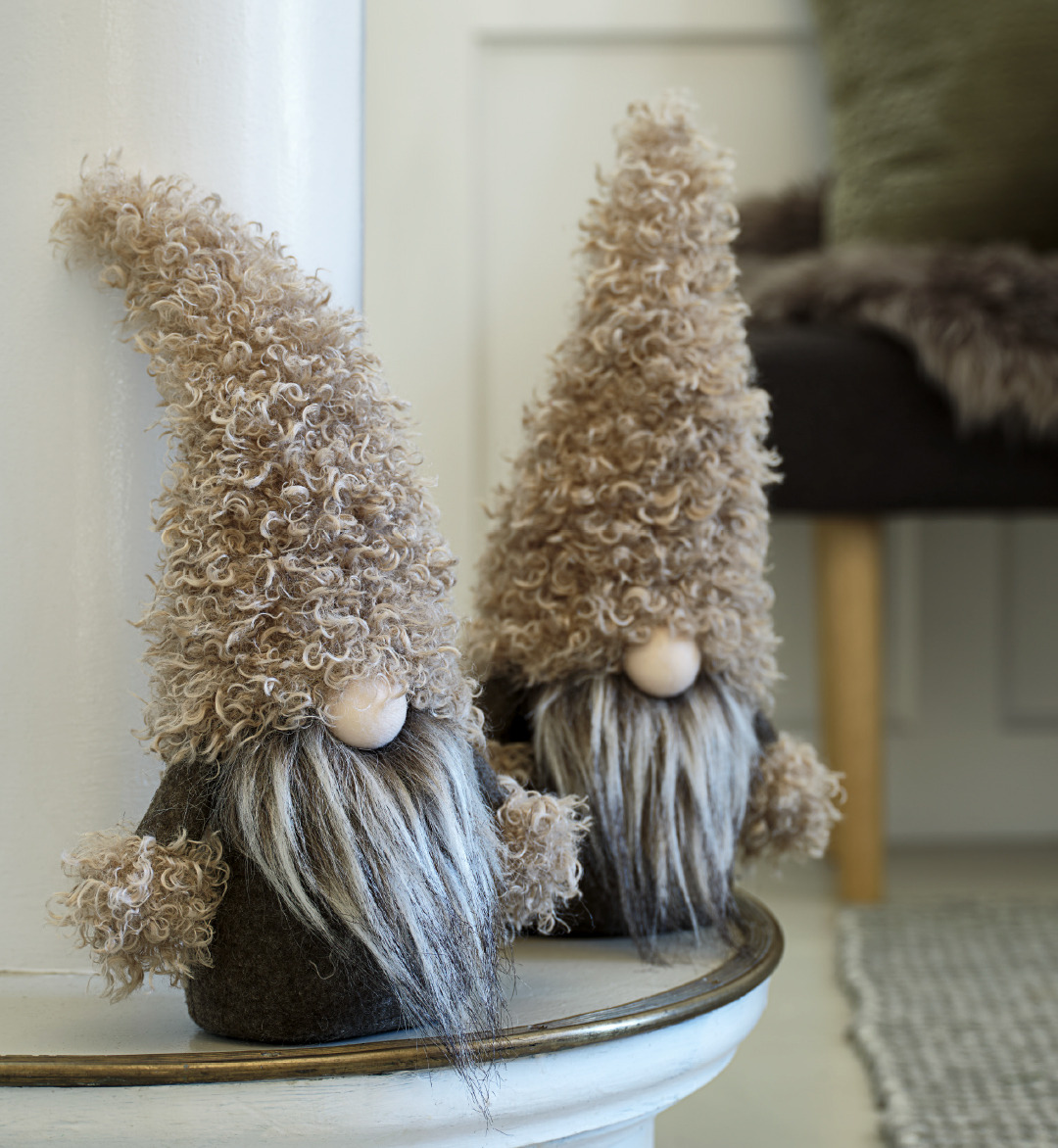 Lutin de Noël LARVIKIT avec bonnet bouclé 2 lutins de Noël en beige et marron avec des bonnets bouclés