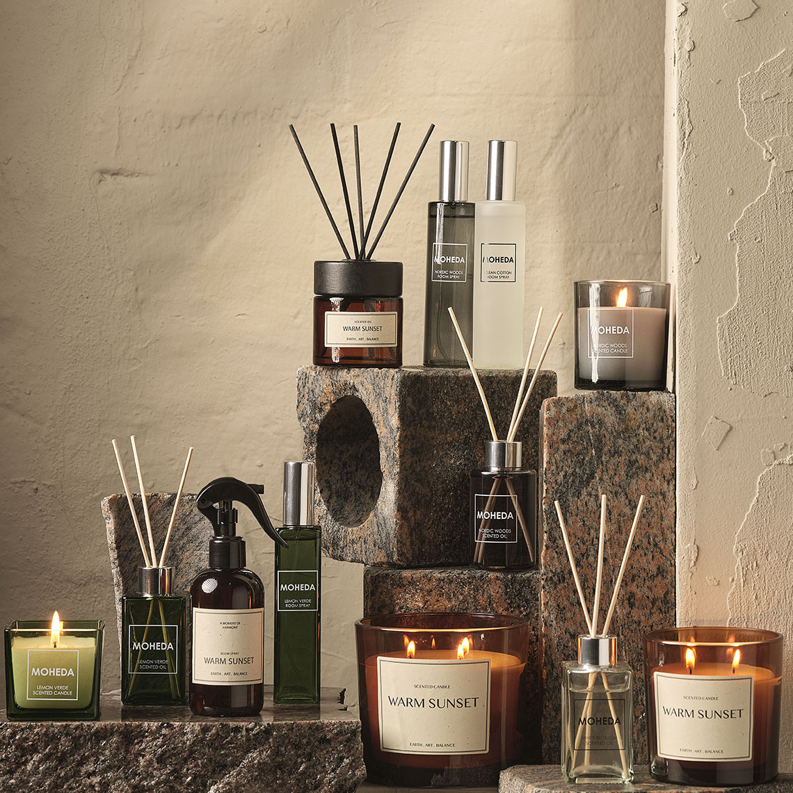 Candele profumate, spray per ambienti e bastoncini profumati